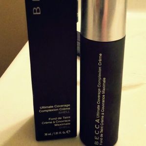 Becca Ultimate Coverage Foundation